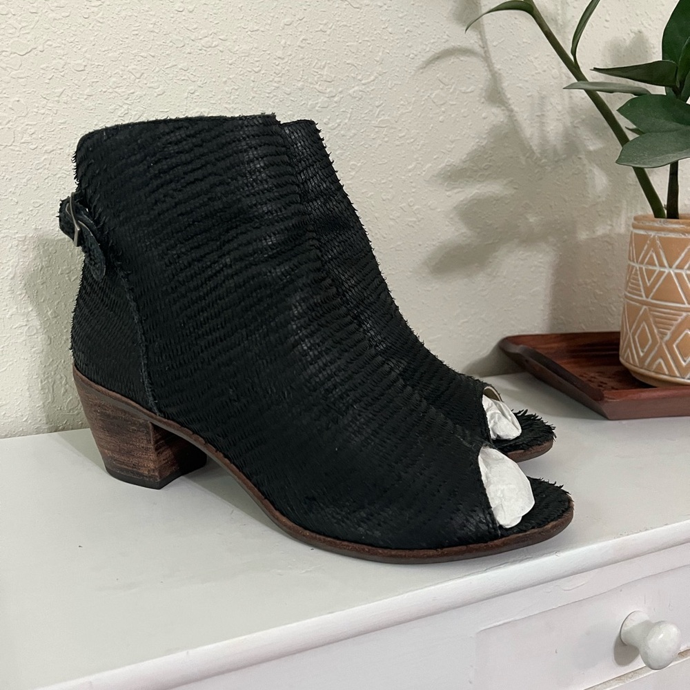Matisse Folk Black Leather Zip Up Open Toe Booties